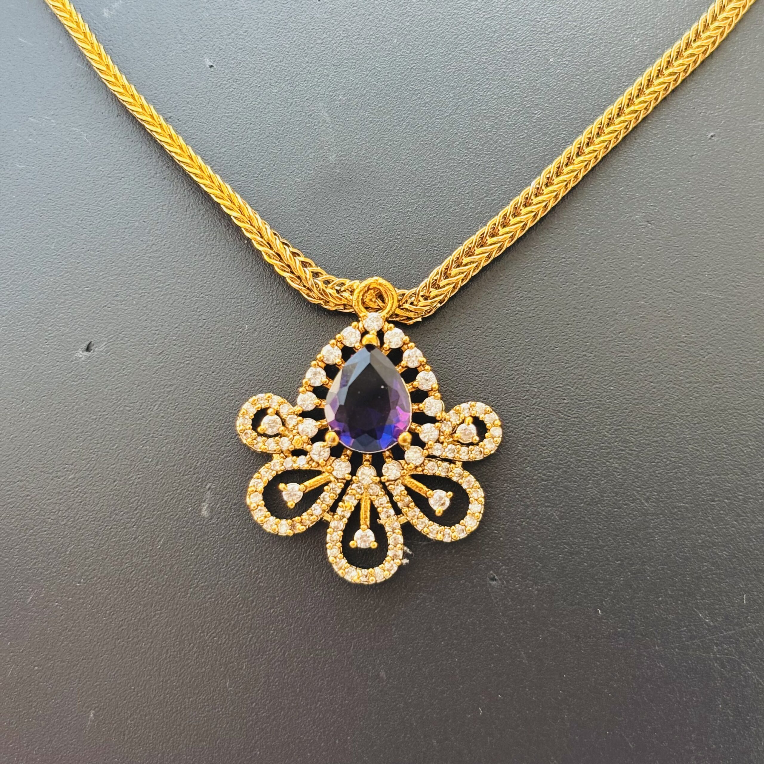 Chain Necklace with Wine Color - Image 2