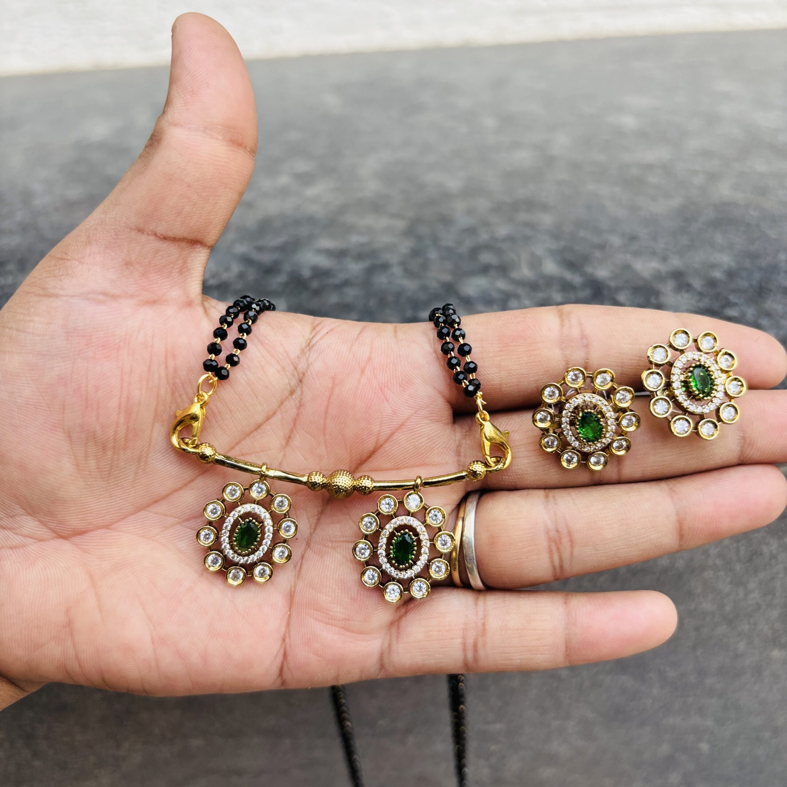 Small Ad Stone Green and White Mangalsutra - Image 3